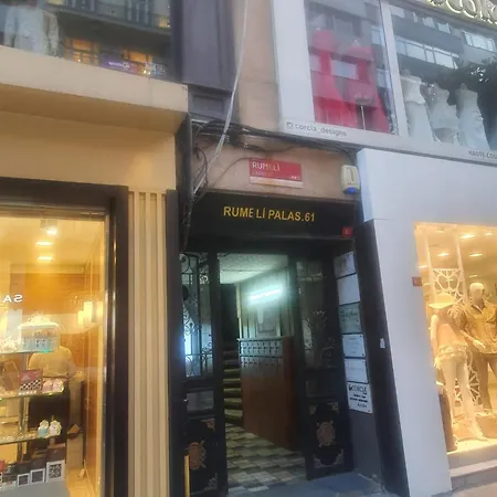 Nisantasi Apartment *